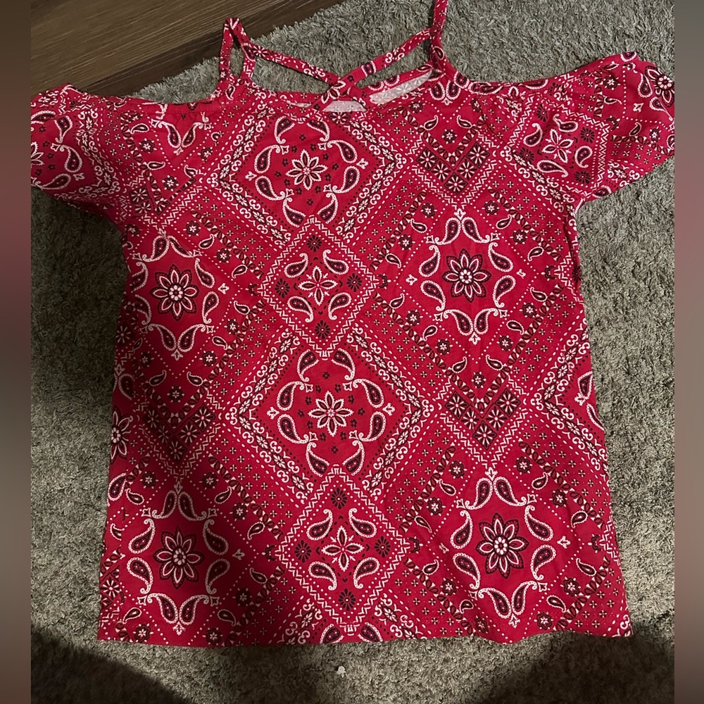 Children’s Place girls shirt NWOT